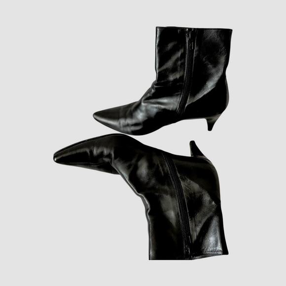 Stuart Weitzman Ankle Boots - Size 9 - Black - Buckle Detail Heels - Picture 8 of 9